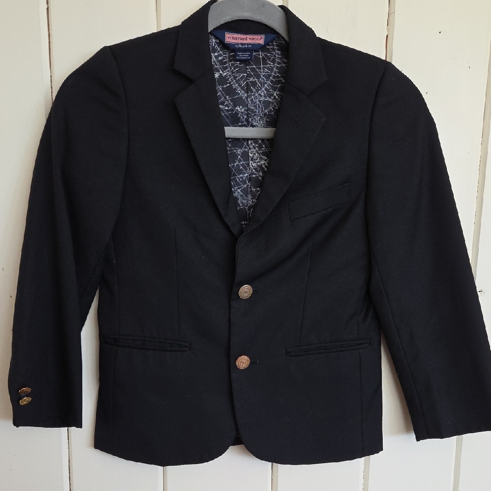 Vineyard Vines Black and White Patterned Jacket